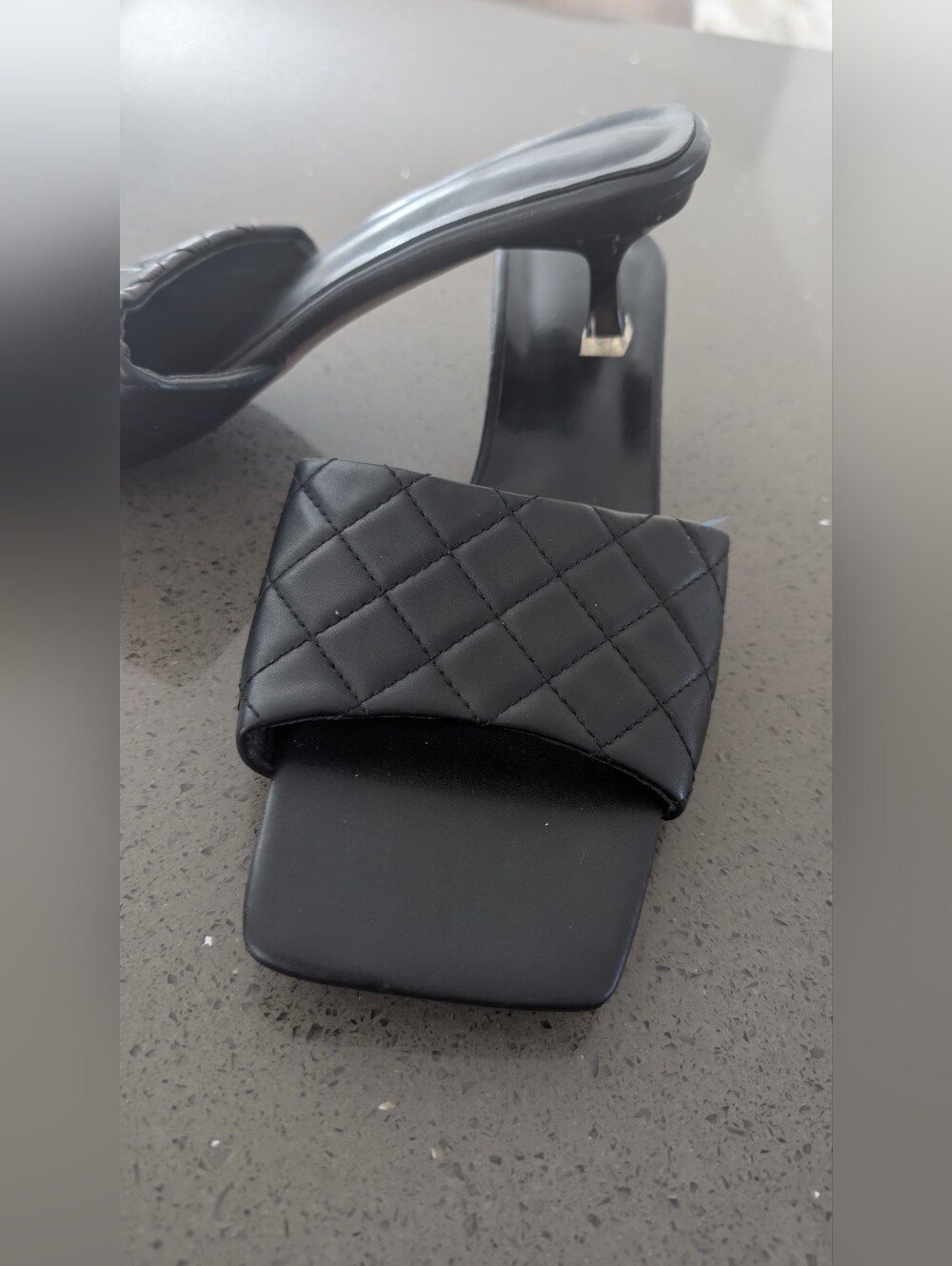 Black Quilted Slide Sandals - Square Toe Slip-On Size 44 Or 12 ¹/² - Picture 3 of 9